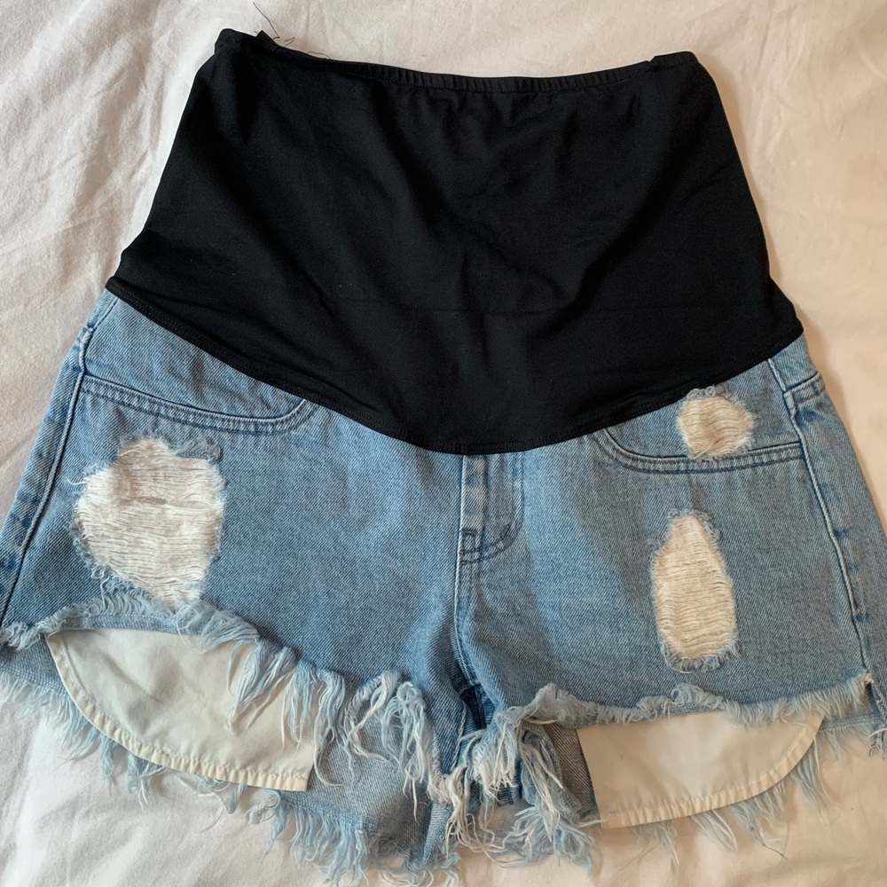 Show Me Your Mumu Maternity Jean shorts